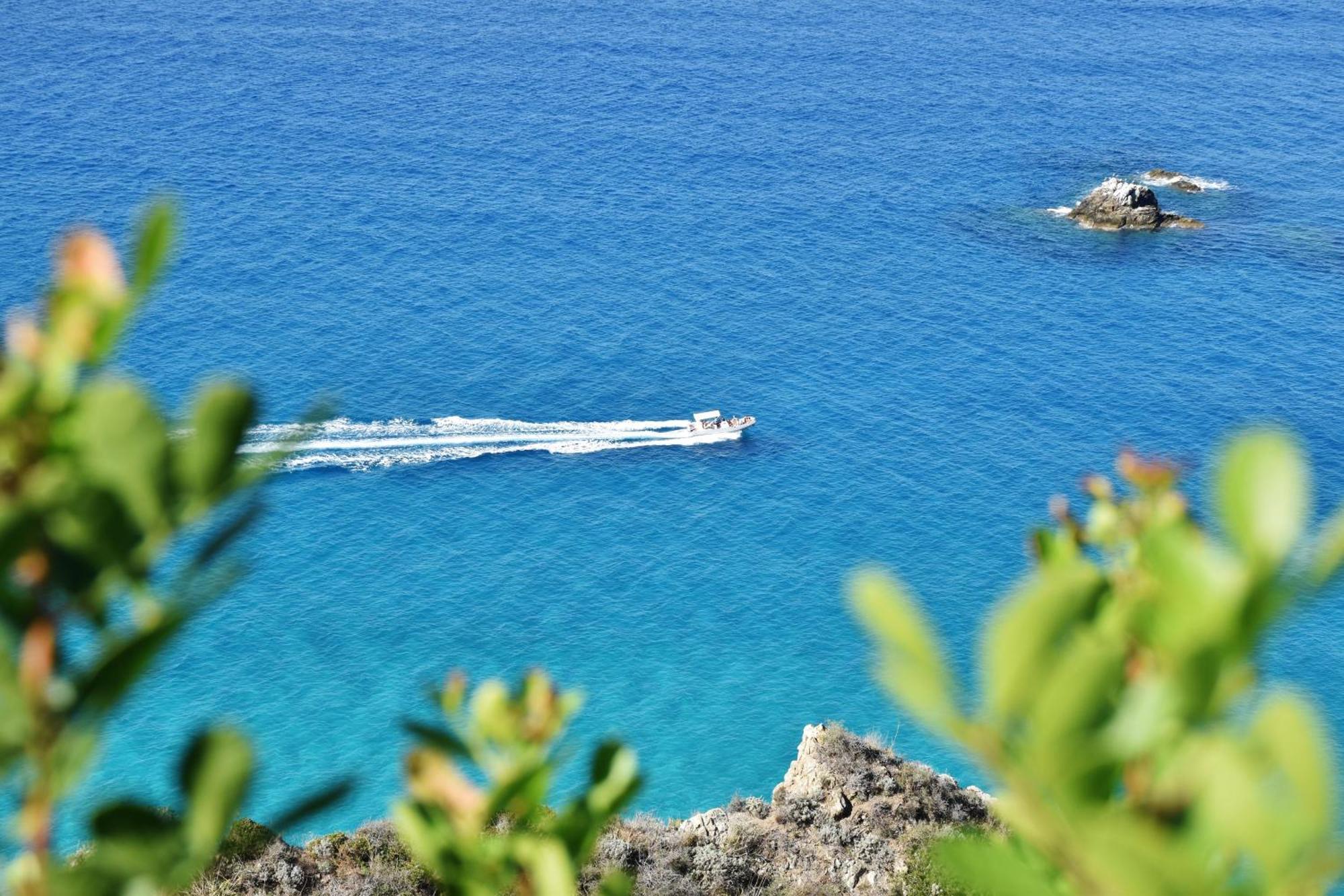 Calabria Beach Villa'S Capo Vaticano Kültér fotó