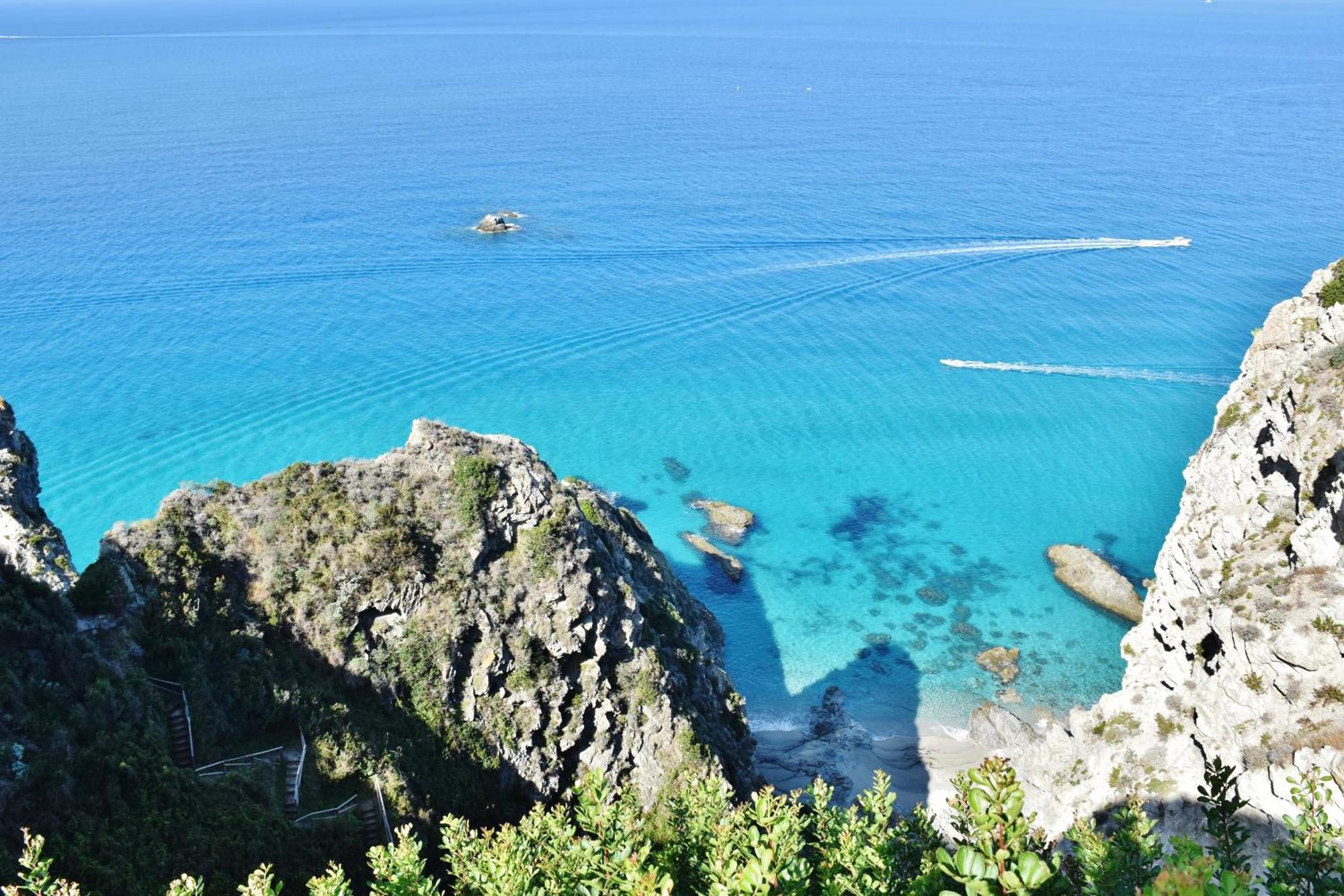 Calabria Beach Villa'S Capo Vaticano Kültér fotó